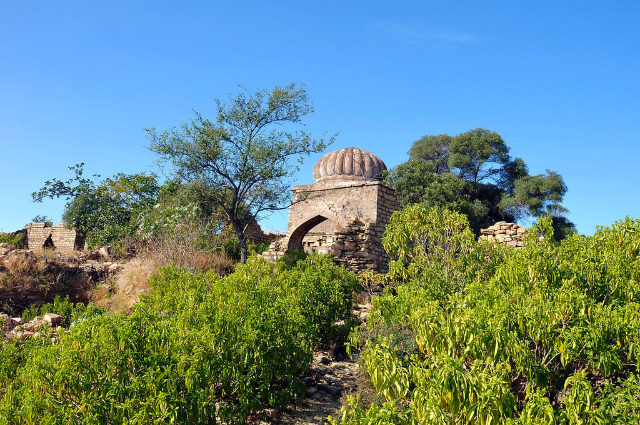 Tilla Jogian, la collina degli asceti — Jhelum
