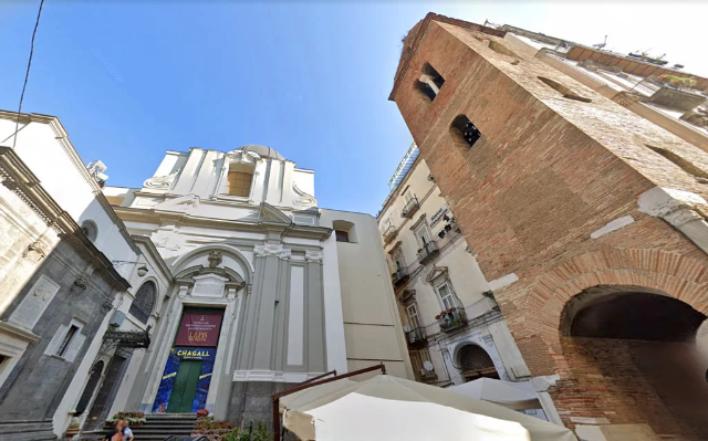 Церковь Санта-Мария-Маджоре алла Пьетрасанта - Napoli | Secret World Trip Planner