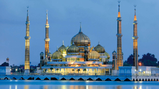 La Moschea di Cristallo — Kuala Terengganu