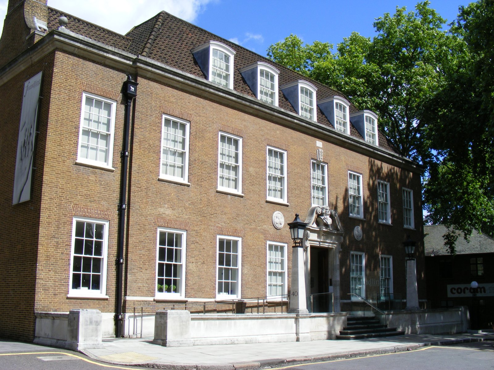 London: Findlingsmuseum - Londra | Secret World Trip Planner