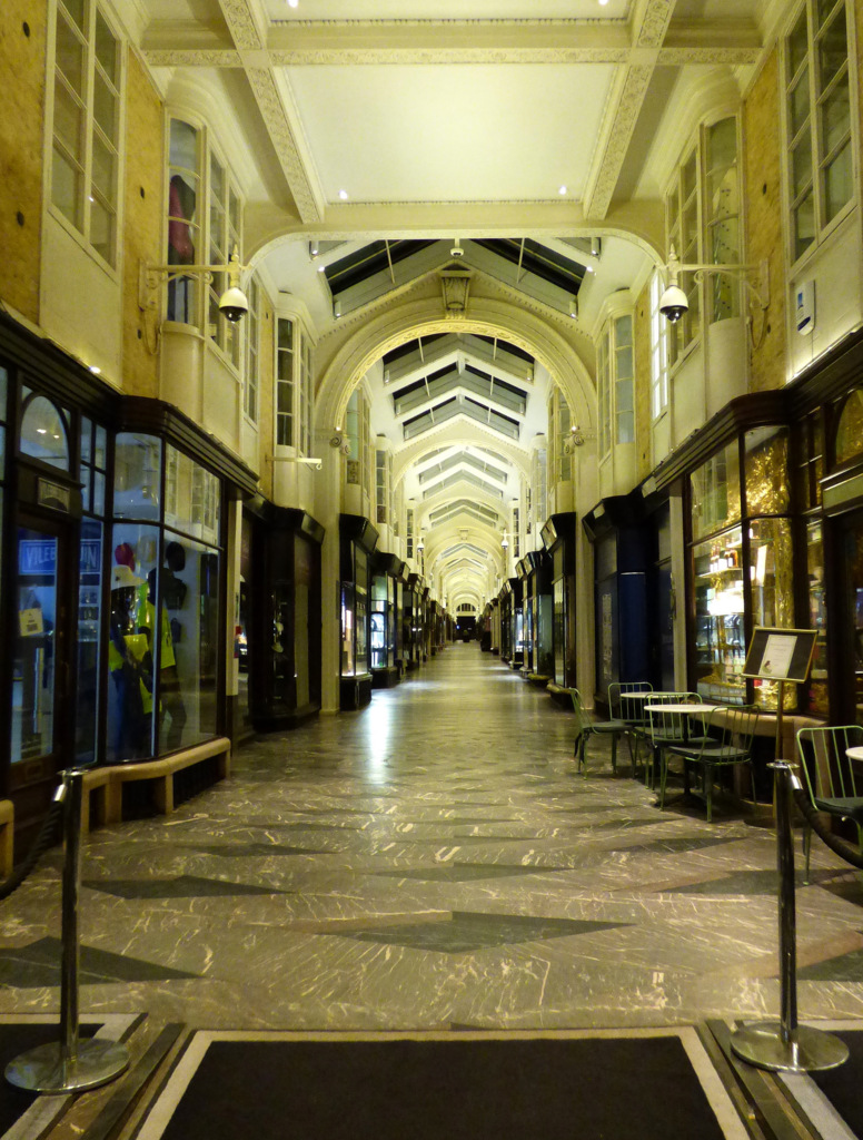 Die Luxus-Burlington-Arkade in London - Londra | Secret World Trip Planner
