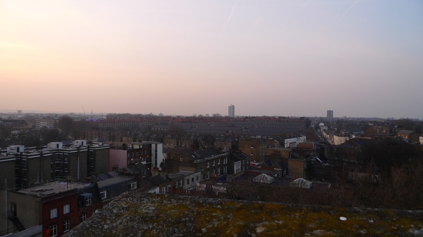 Der St. Augustine's Tower ist Hackneys ältestes Gebäude - Londra | Secret World Trip Planner