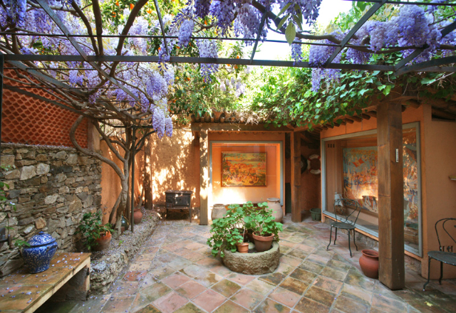 The Butterfly House - Saint-Tropez | Secret World Trip Planner
