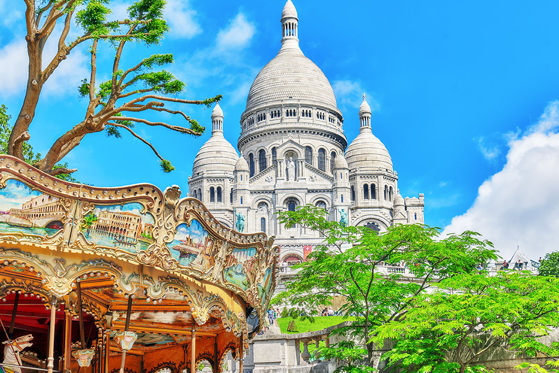 The Sacred Heart Basilica, a stunning white dome - Paris | Secret World Trip Planner
