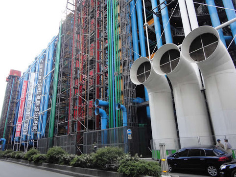 The Pompidou center a building made of pipes - Paris | Secret World Trip Planner