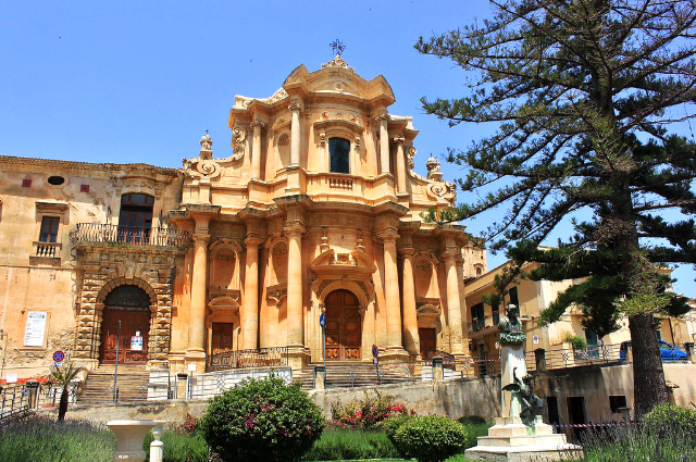 Kirche von San Domenico — Noto