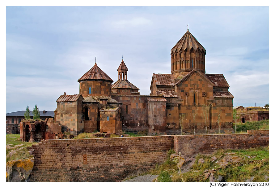Kloster von Harichavank - Harich | Secret World Trip Planner