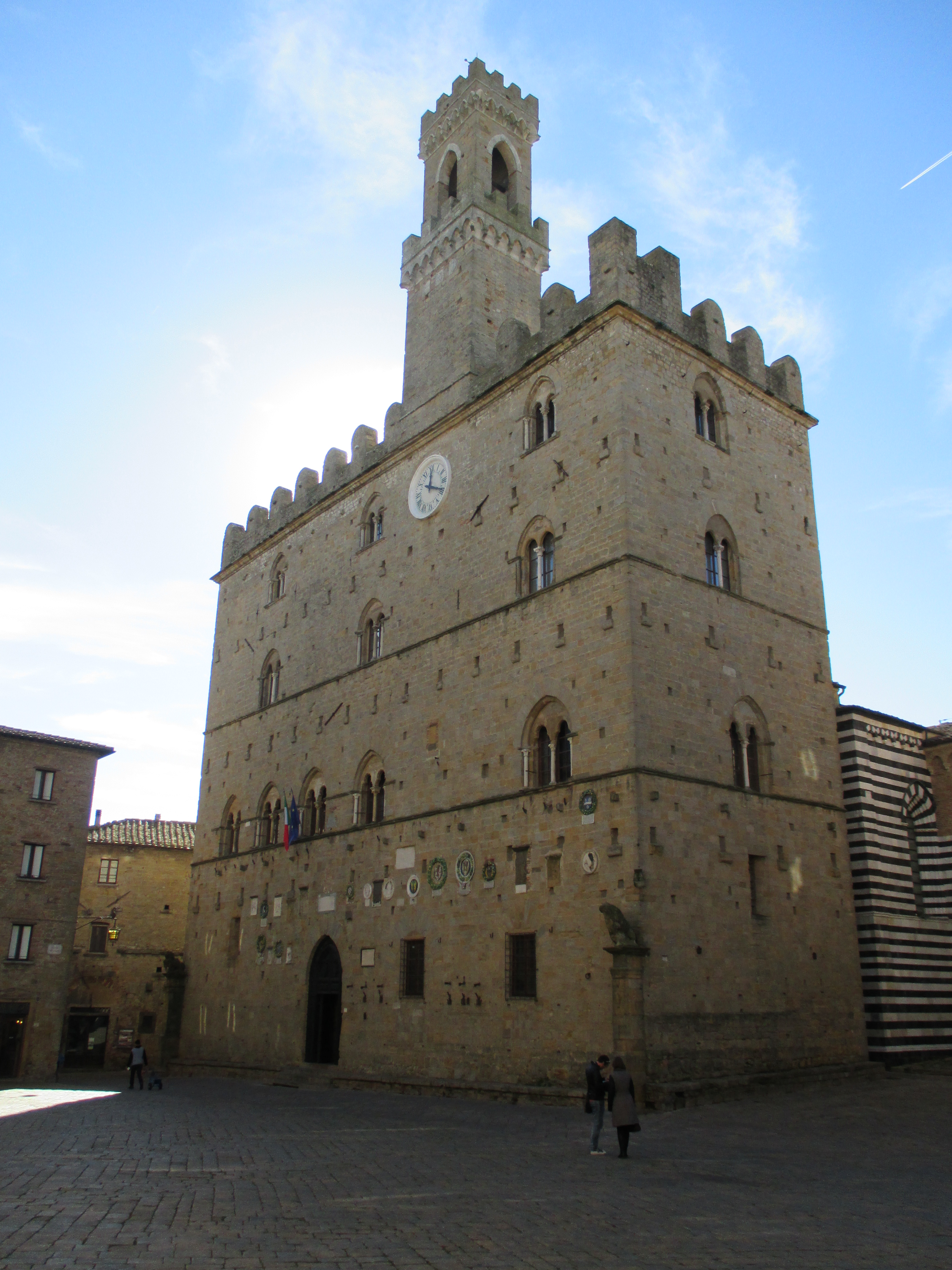 قصر الدير - Volterra | Secret World Trip Planner