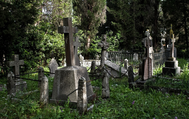 Der britische Friedhof von Korfu, - Kerkira | Secret World Trip Planner