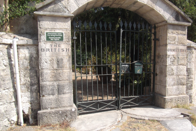 Der britische Friedhof von Korfu, - Kerkira | Secret World Trip Planner