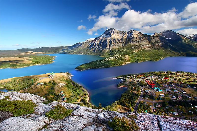 Parco Internazionale della Pace del Ghiacciaio Waterton - Waterton Park | Secret World Trip Planner