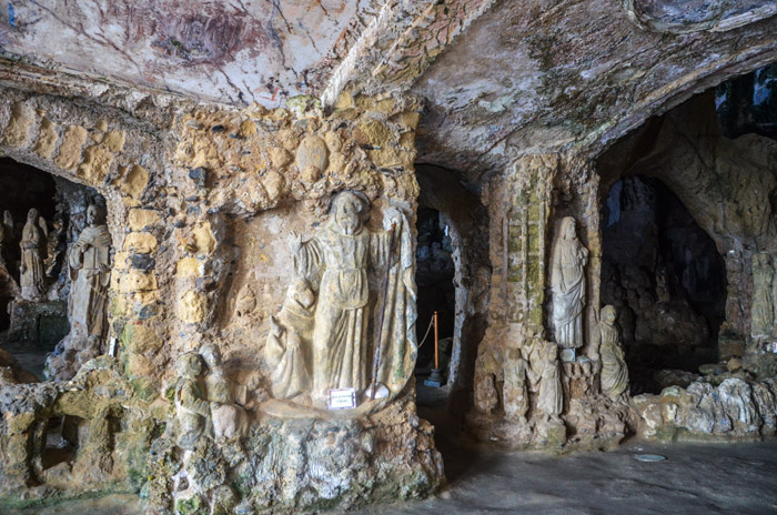 ดูสถานที่ท่องเที่ยวน้อยลง - Pizzo | Secret World Trip Planner