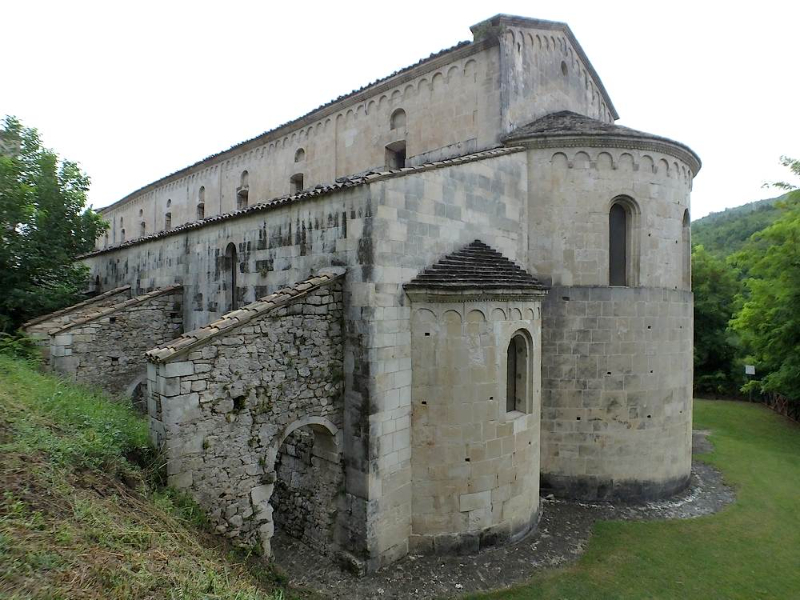Abadía de San Liberatore a Maiella - Serramonacesca | Secret World Trip Planner