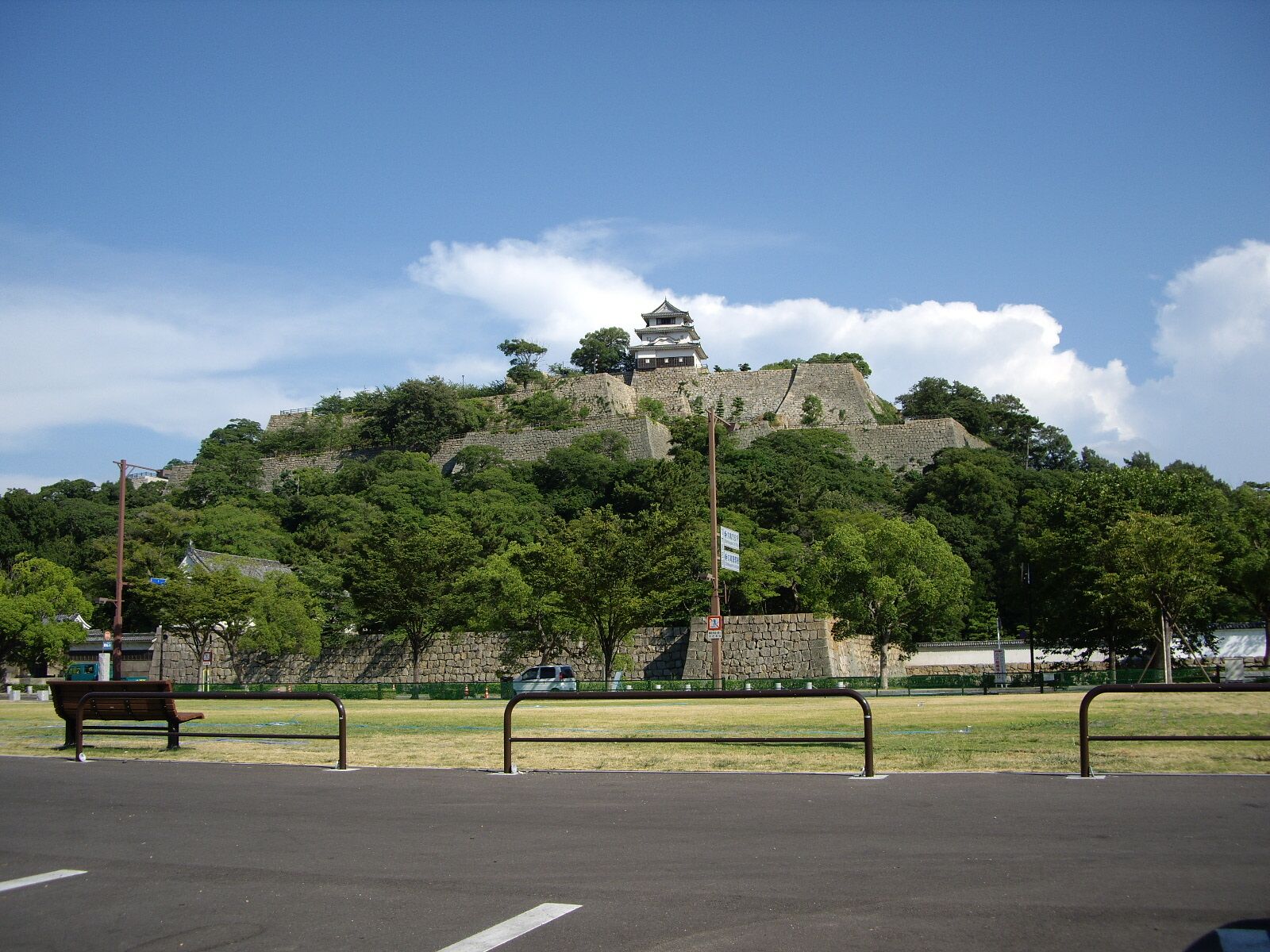 Marugame Castle also known as Kameyama Castle - Marugame | Secret World Trip Planner