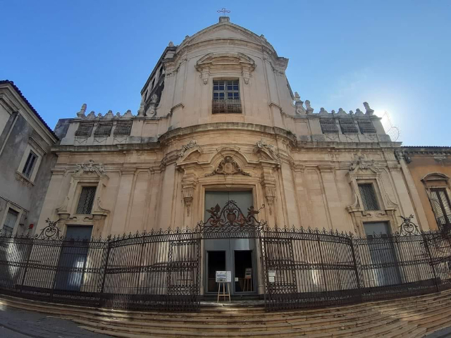 Kirche St. Julian — Catania