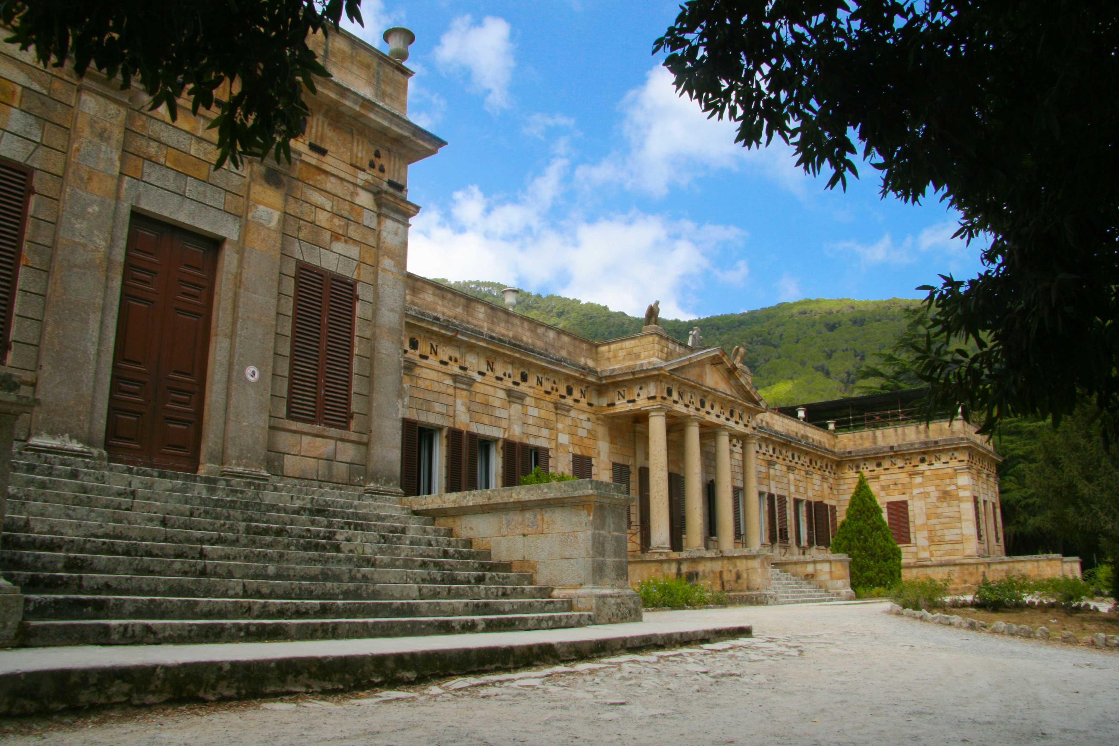 Vila San Martiño - San Martino | Secret World Trip Planner