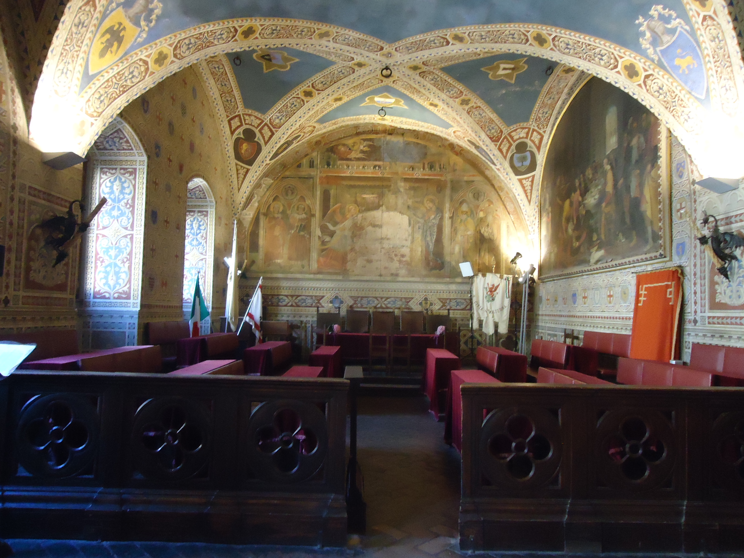 Pallati prior - Volterra | Secret World Trip Planner