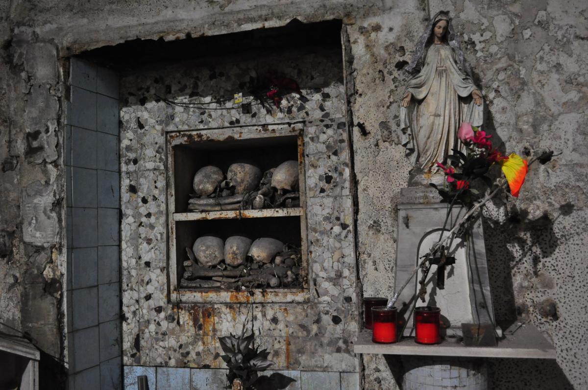 Kanisa la Santa Maria delle Anime del Purgatorio huko Arco - Napoli | Secret World Trip Planner