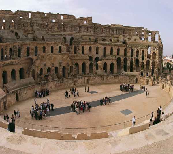 Anfiteatro di El Jem - Meraviglia d'Africa - El Jem | Secret World Trip Planner