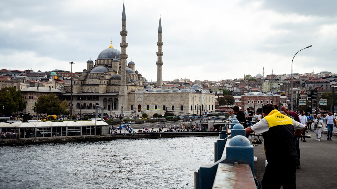 Top 5 Travel Apps for Istanbul 2026: Discover Now - Istanbul | Secret World Trip Planner