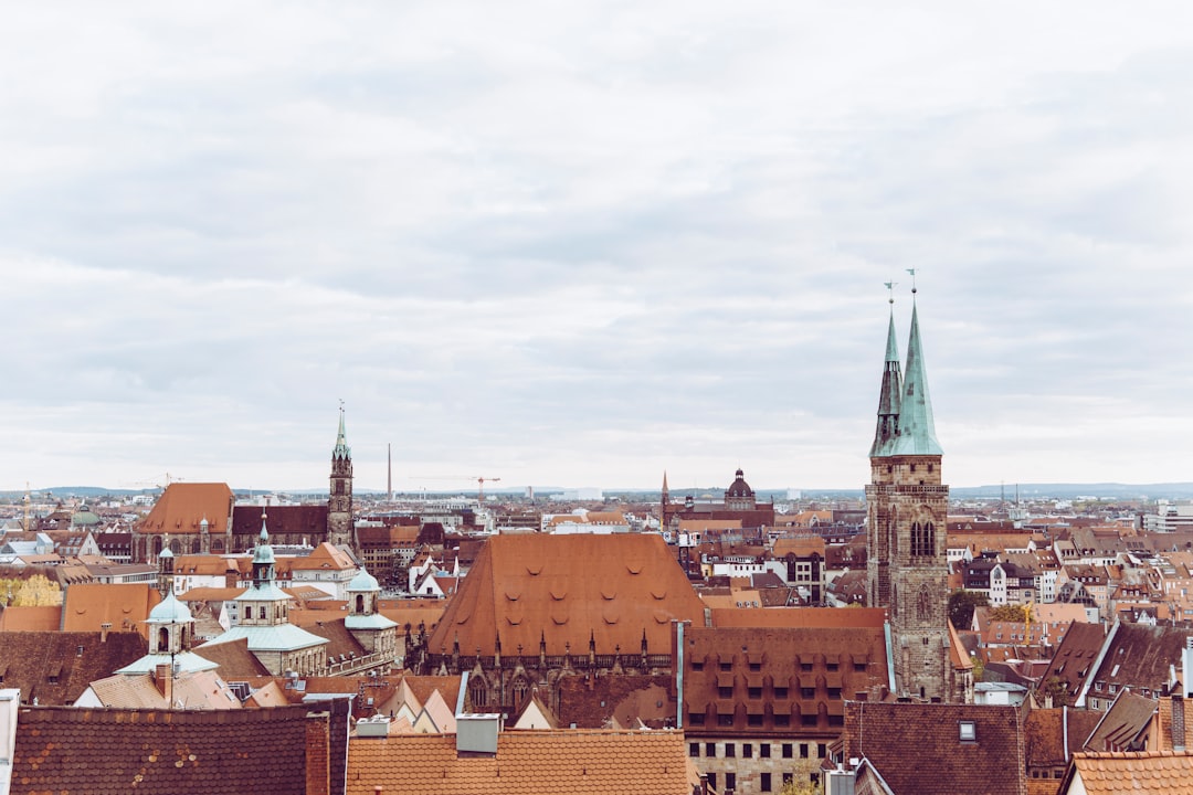Secret World vs Wanderlog: Der beste AI-Reiseplaner in Nürnberg 2026 — Nürnberg