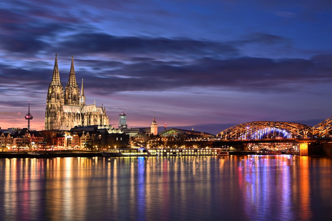 How to Visit Cologne with Secret World: Practical Guide 2026 - Köln | Secret World Trip Planner