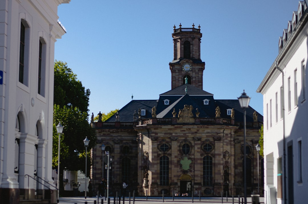 Secret World vs Wanderlog in Saarbrücken 2026: The Ultimate Comparison - Saarbrücken | Secret World Trip Planner