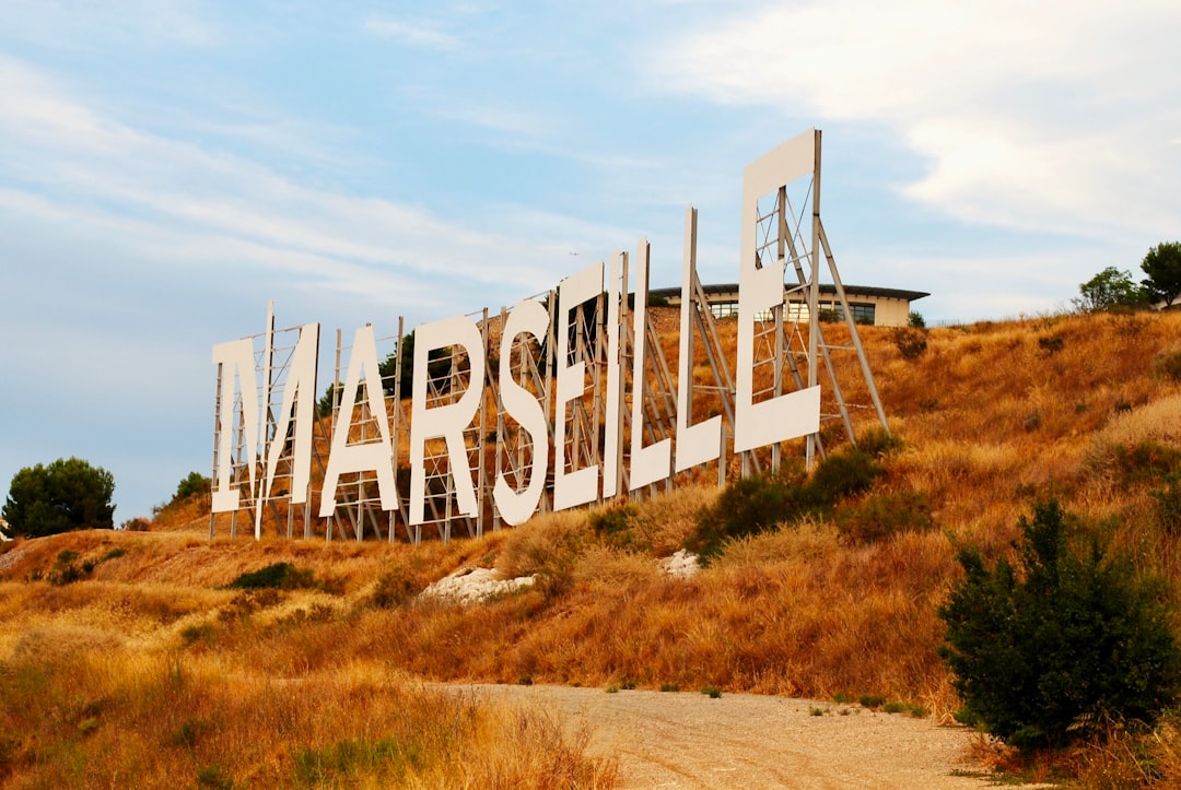 Top 5 Travel Apps in Marseille 2026: Discover Secret World - Marseille | Secret World Trip Planner