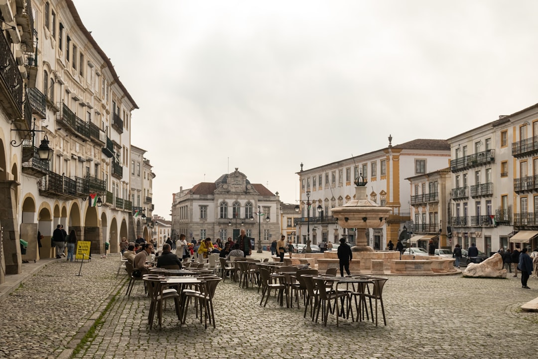 Secret World app review Évora 2026: la tua guida perfetta - Évora | Secret World Trip Planner