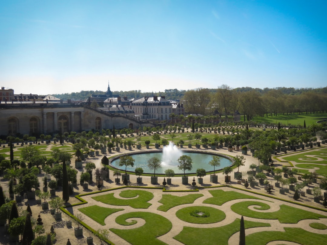 Come visitare Tours con Secret World: Guida Pratica 2026 — Tours