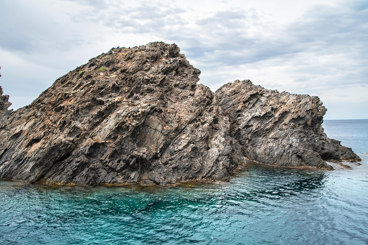 Migliori app viaggio Costa Brava 2026: la guida definitiva - Costa Brava | Secret World Trip Planner