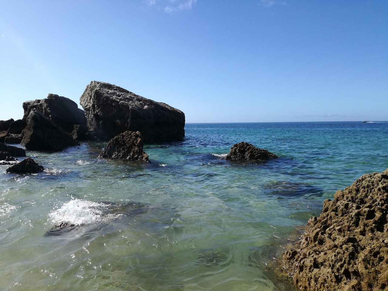 Wanderlog Alternatives for Sesimbra 2026: Discover Secret World - Sesimbra | Secret World Trip Planner