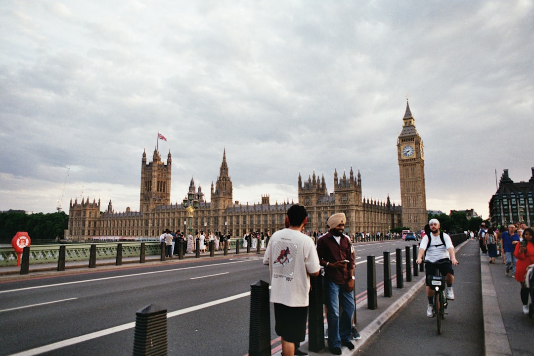Best AI Trip Planner in London 2026: Discover Secret World - London | Secret World Trip Planner