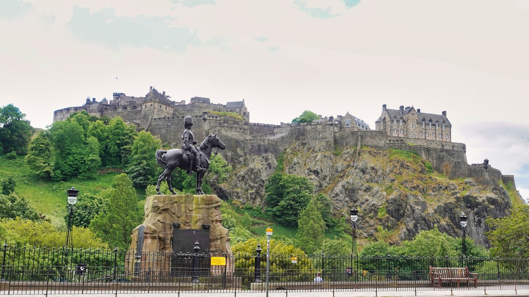 Secret World App Review Edinburgh 2026: The Best Trip Planner - Edinburgh | Secret World Trip Planner