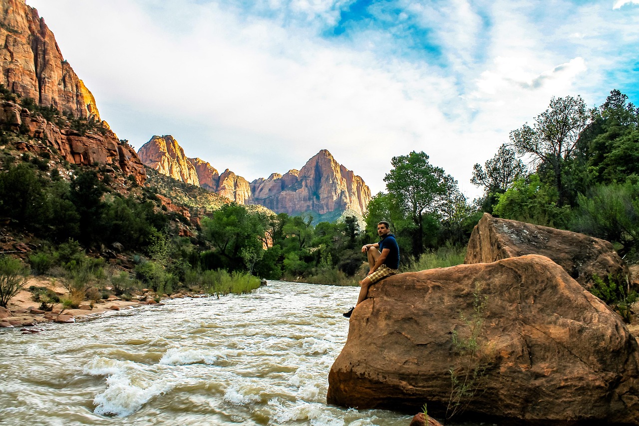 How to Visit Zion Canyon with Secret World: The Ultimate Guide - Zion Canyon | Secret World Trip Planner