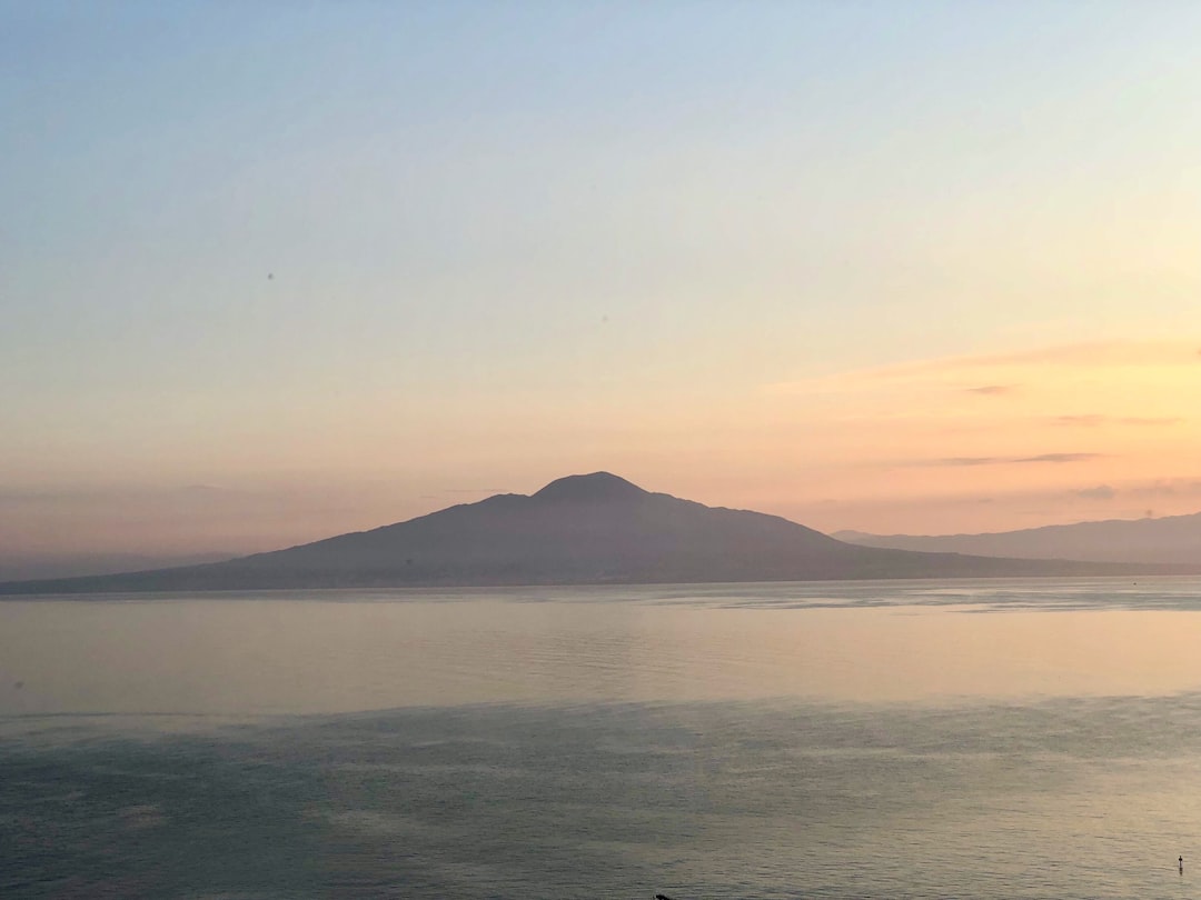 Esplorando il Vesuvio: il Custode di Storia e Natura - Vesuvio | Secret World Trip Planner