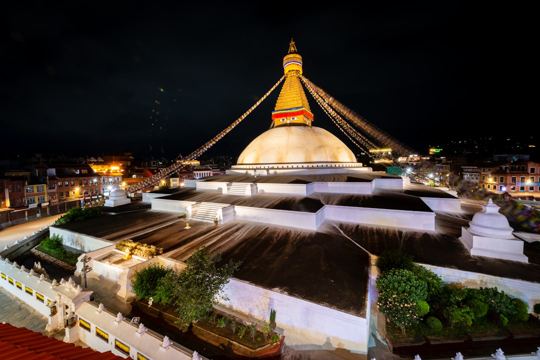 Entdecke das Buddha Stupa: Spirituelle Reise in Kathmandu - Katmandu 44600 | Secret World Trip Planner