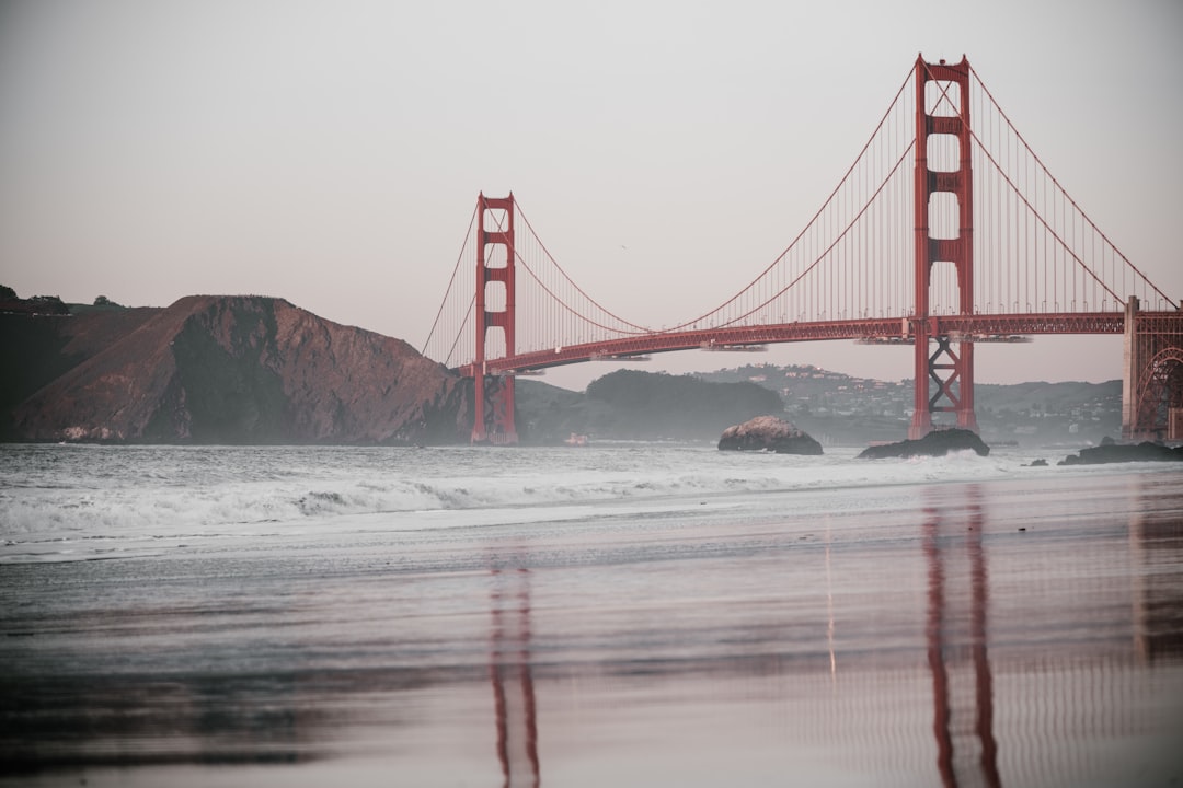 Der Zauber der Golden Gate Bridge: Eine Ikone - San Francisco | Secret World Trip Planner