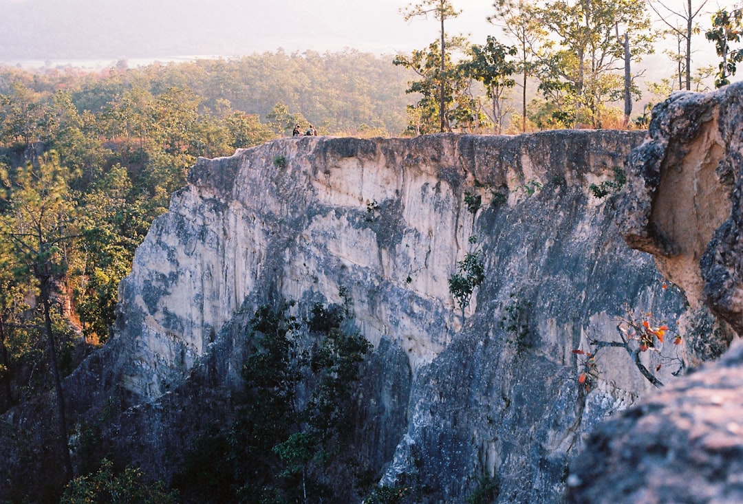 Entdecken Sie den Pai Canyon: Ein Paradies in Thailand | Secret World Trip Planner