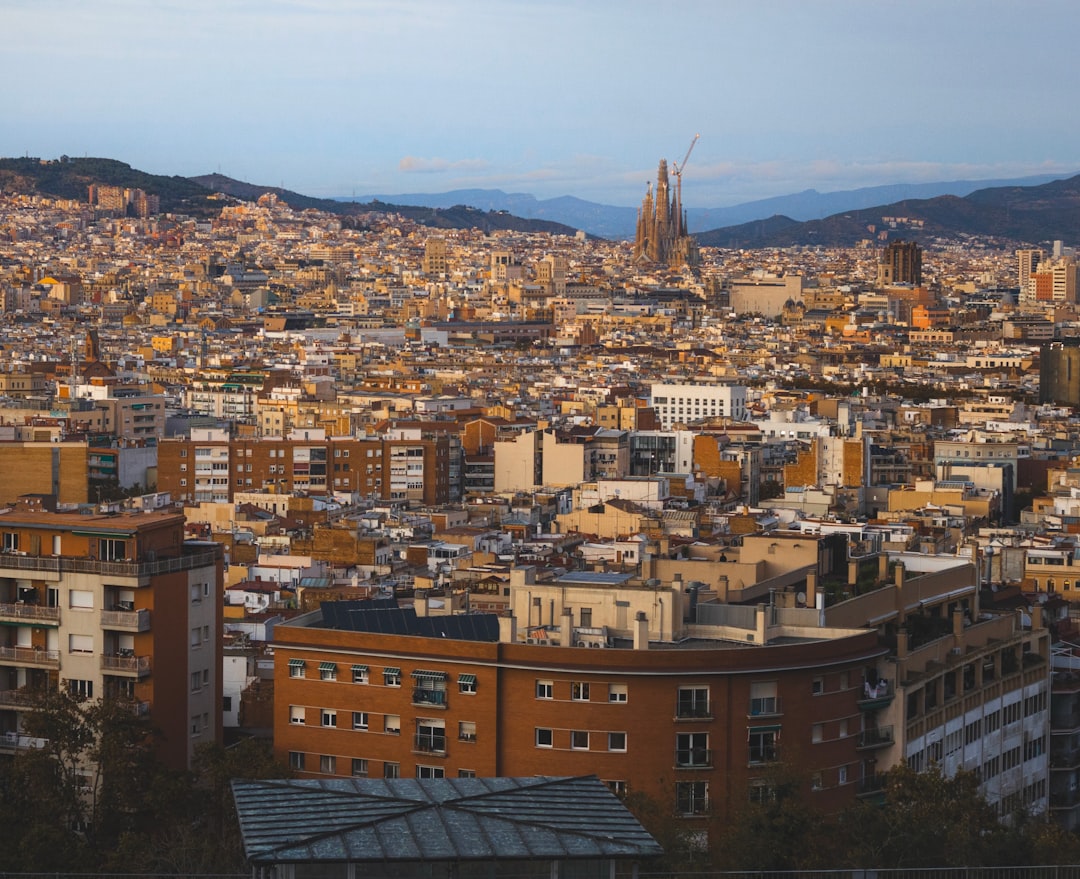 Beste Reise-Apps 2026: Barcelona mit Secret World - Barcellona | Secret World Trip Planner