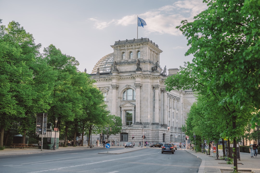 Entdecken Sie den Reichstag in Berlin: Geschichte und Kultur - Berlin | Secret World Trip Planner