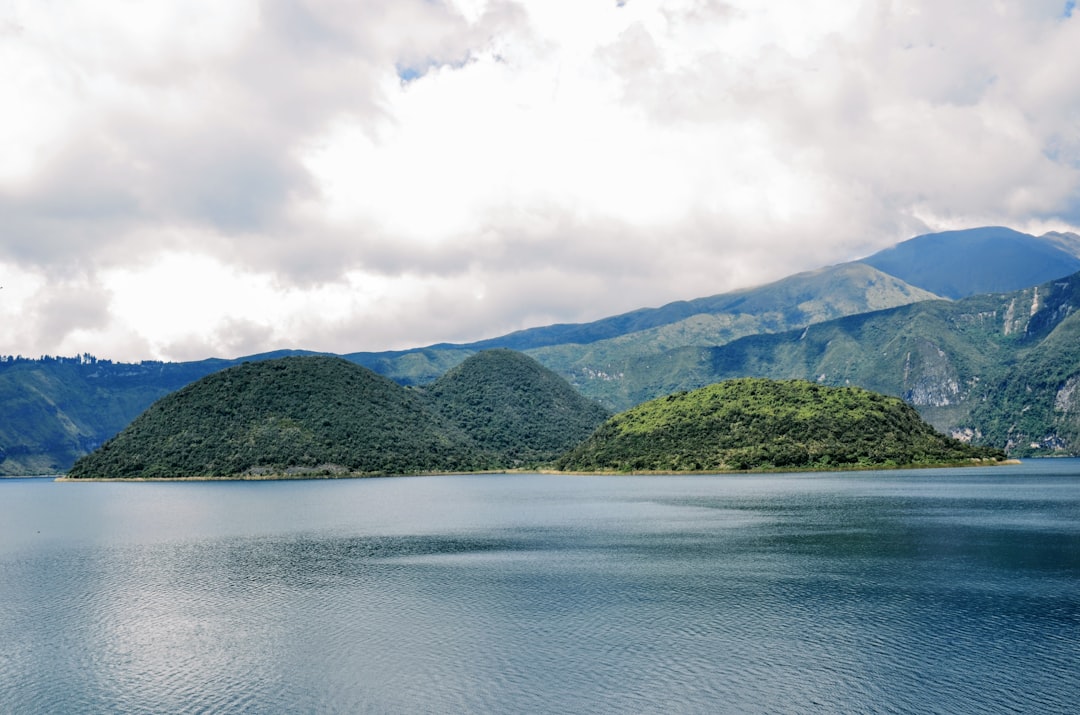 Yambo: Eine Reise zwischen Kultur und Abenteuer in Ecuador - Parroquia Antonio José Holguín | Secret World Trip Planner