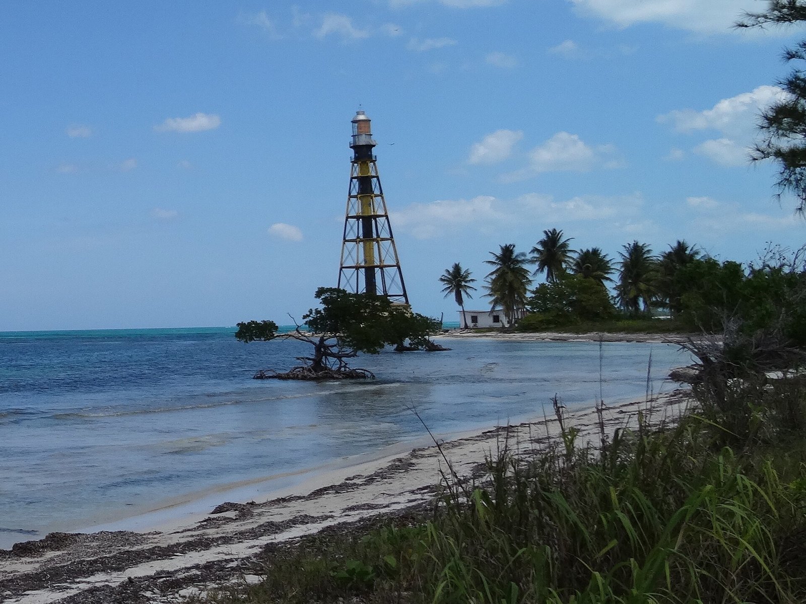 Entdecken Sie den Faro de Cayo Jutías: ein Juwel Kubas — Minas de Matahambre