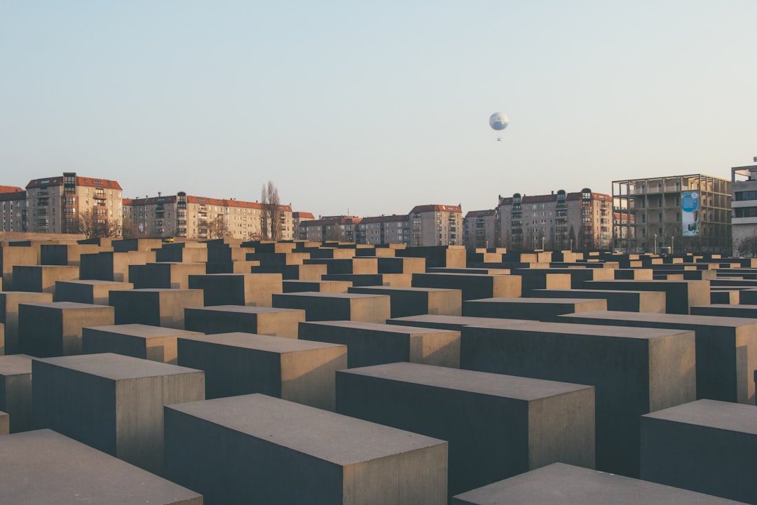 Mémorial aux Juifs Assassinés d'Europe : Un Lieu de Réflexion à Berlin - Berlin | Secret World Trip Planner