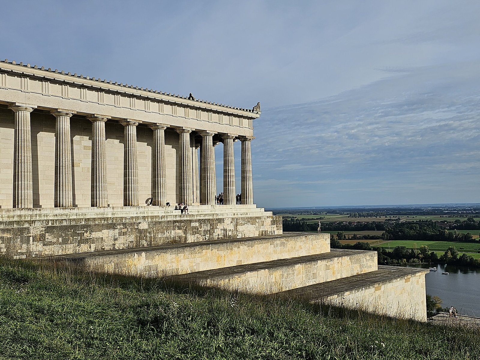 Discover the Walhalla Temple: a Bavarian Gem — Wiesent