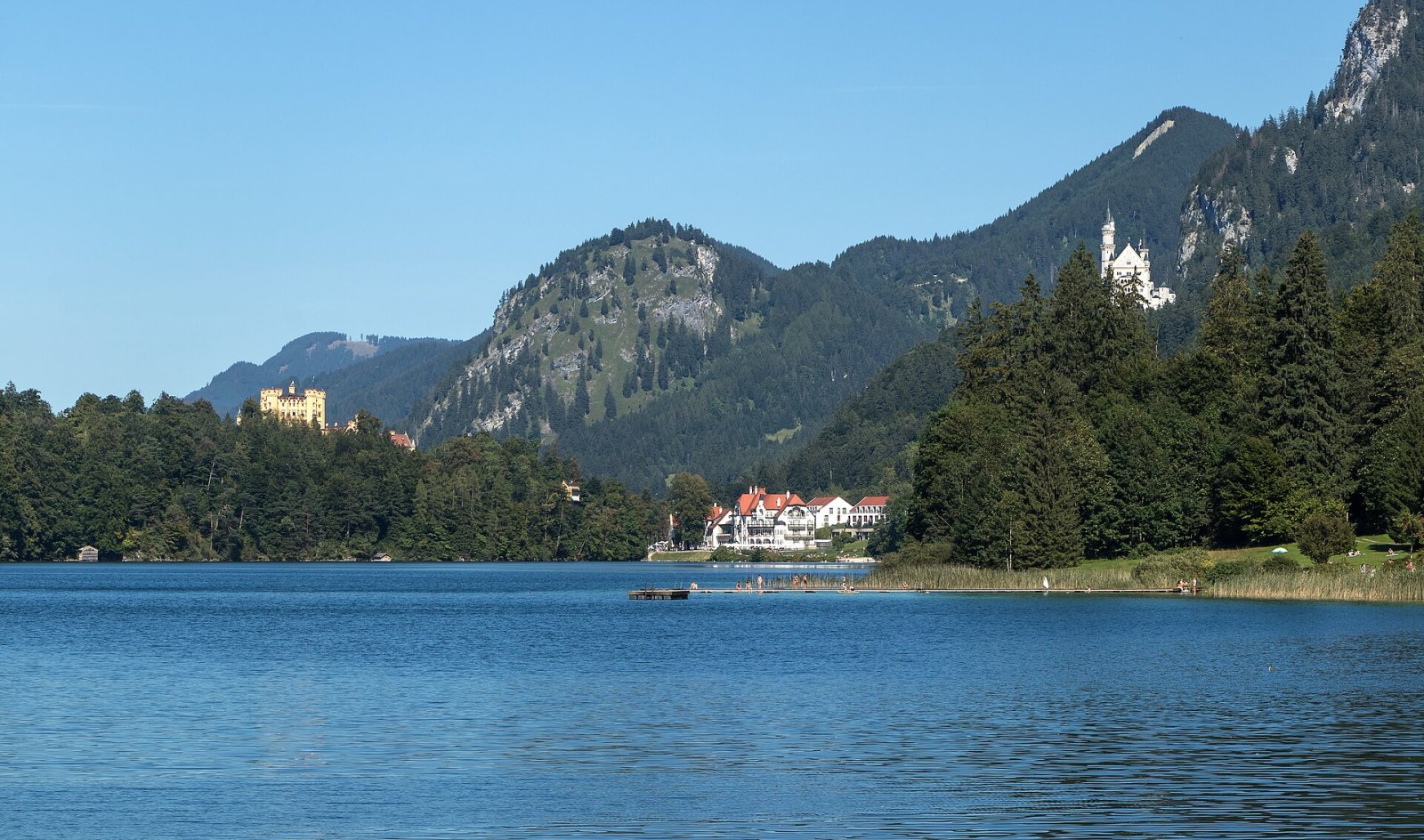 Entdecken Sie den Zauber des Alpsee in Hohenschwangau - Schwangau | Secret World Trip Planner