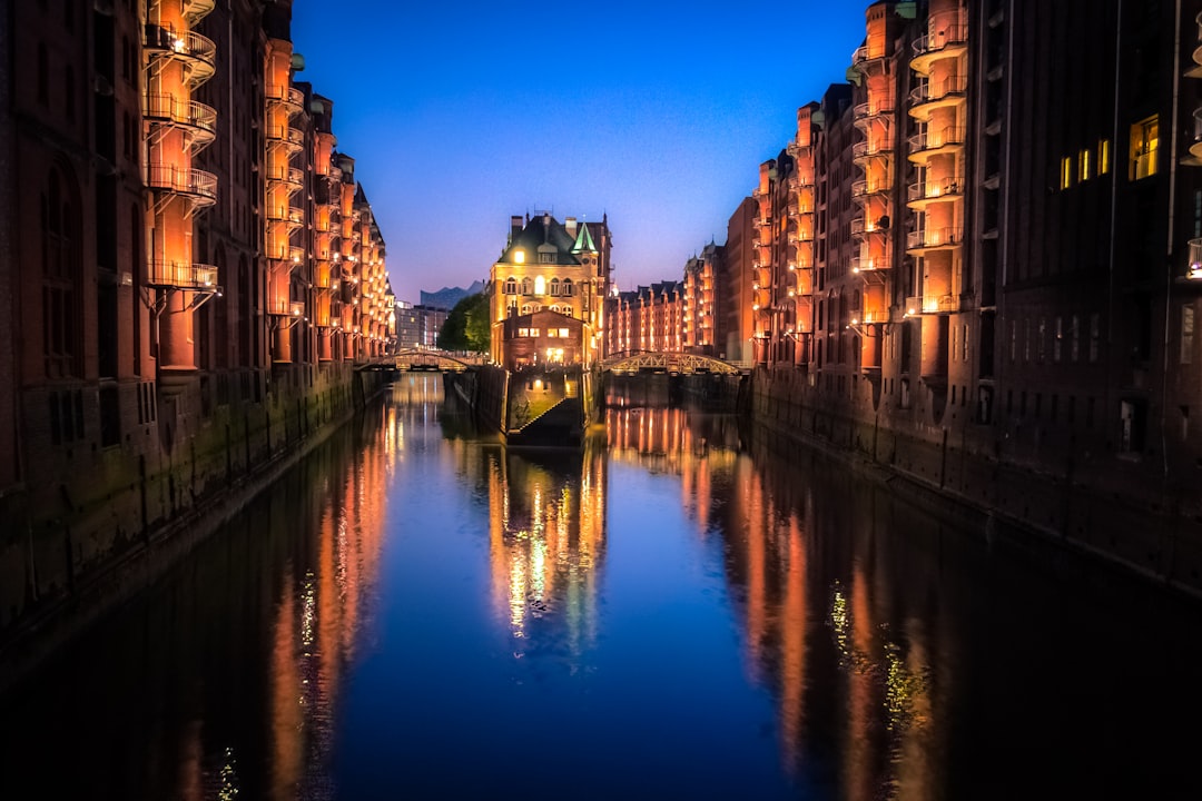 Entdecken Sie Hamburg Speicherstadt: Geschichte und Schönheiten — Hamburg
