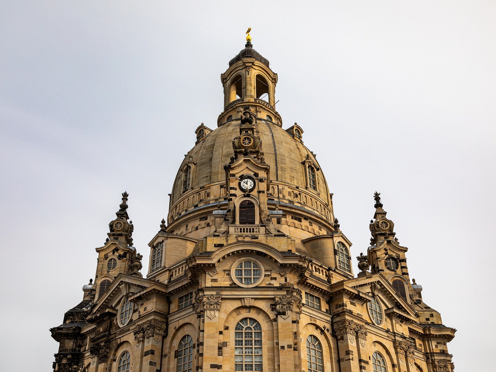 Scopri la Frauenkirche di Dresda: un gioiello di cultura — Dresden