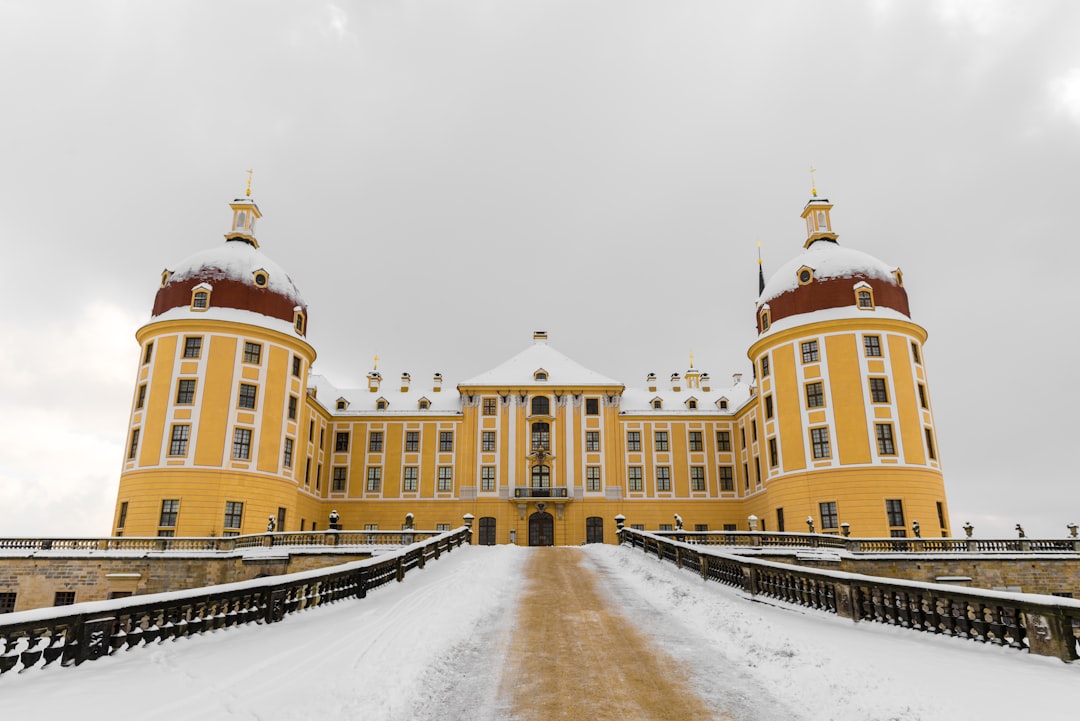 Entdecken Sie das Schloss Moritzburg: Geschichte und Schönheit in Sachsen - Moritzburg | Secret World Trip Planner