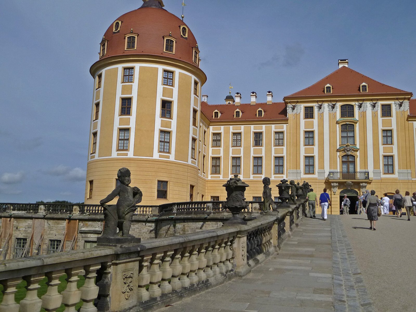 Entdecken Sie das Schloss Moritzburg: Geschichte und Schönheit in Sachsen - Moritzburg | Secret World Trip Planner